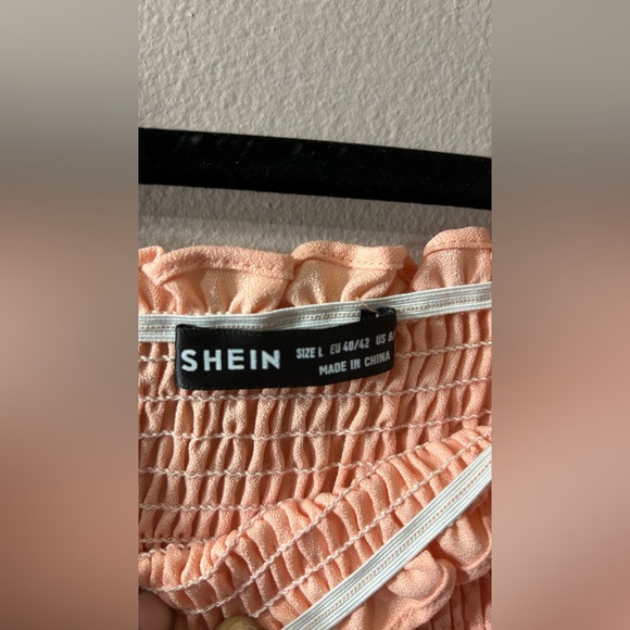 Girlie Ruffle Crop Top - Picture 4 of 7